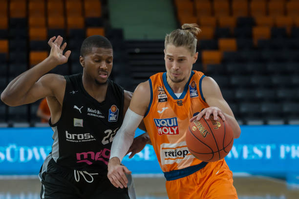 作团队更加 作团队更加