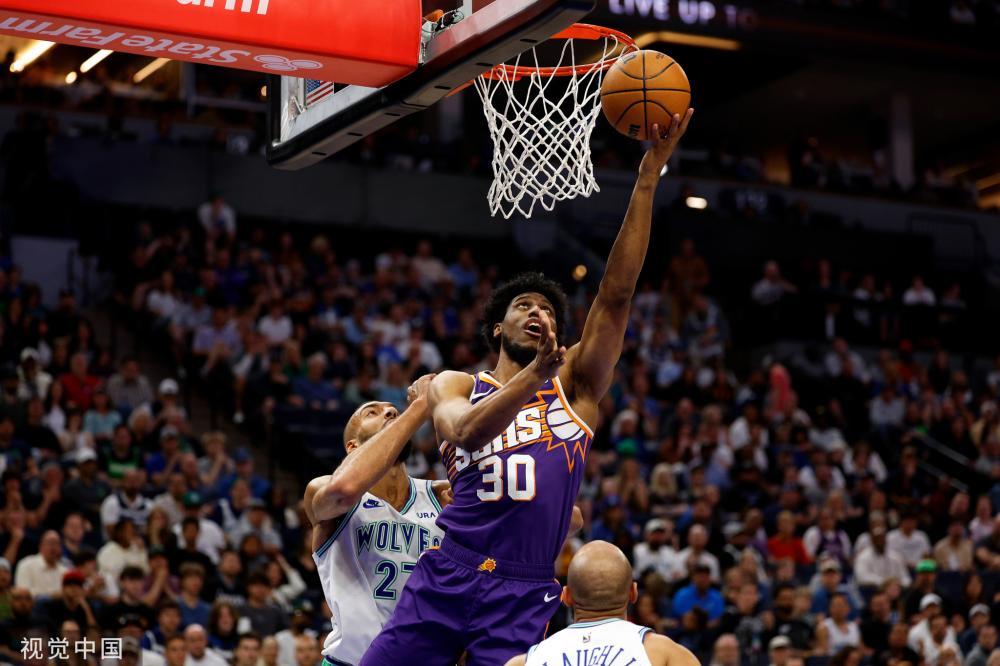 而是看台上 而是看台上